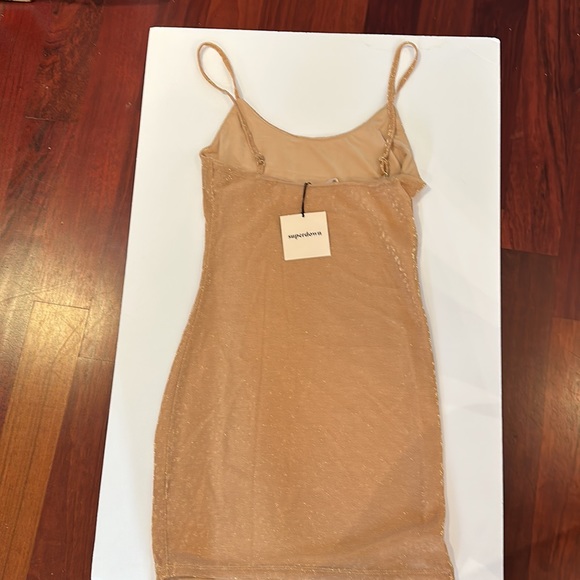 Gold Slinky dress with spaghetti straps and long-sleeve shrug - Picture 7 of 9